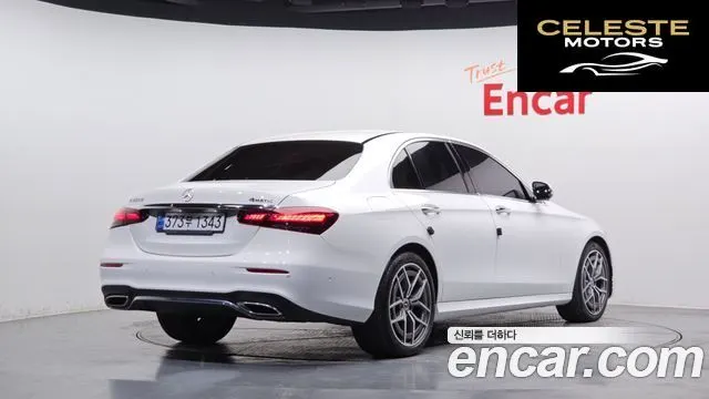 MERCEDES AMG E-Classe W213 E220d 4MATIC AMG Line 2022 — photo 2 sur 20