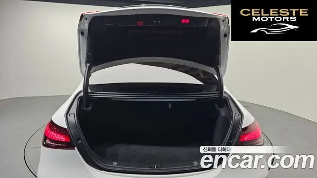 MERCEDES AMG E-Classe W213 E220d 4MATIC AMG Line 2022 — photo 20 sur 20