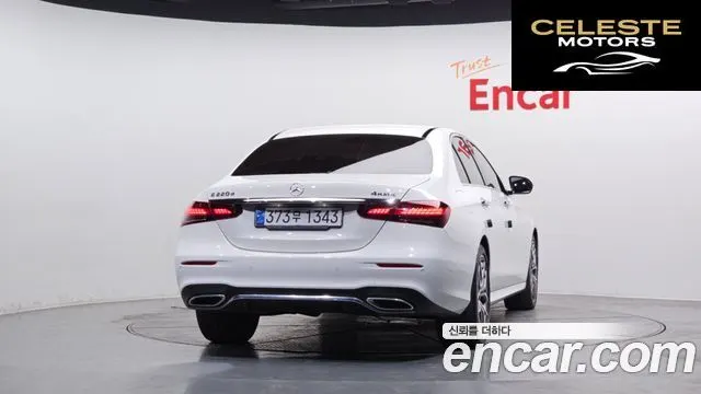 MERCEDES AMG E-Classe W213 E220d 4MATIC AMG Line 2022 — photo 4 sur 20