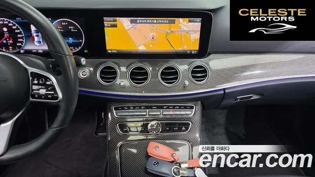 MERCEDES AMG E-Classe W213 E300 4MATIC AMG Line 2020 — photo 15 sur 20
