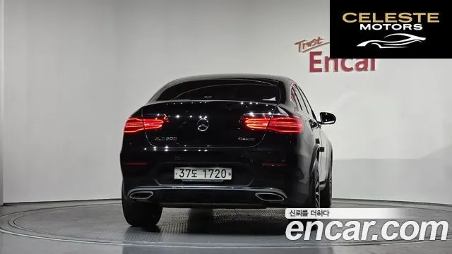 MERCEDES AMG GLC-Classe X253 GLC300 4MATIC AMG Line Coupé 2019 — photo 3 sur 20