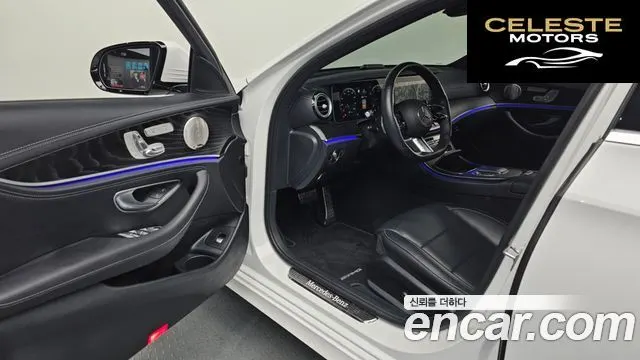MERCEDES AMG E-Classe W213 E220d 4MATIC AMG Line 2022 — photo 10 sur 20