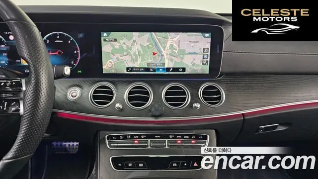 MERCEDES AMG E-Classe W213 E220d 4MATIC AMG Line 2022 — photo 14 sur 20