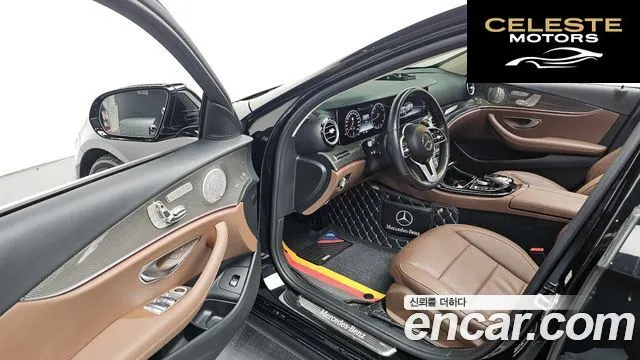 MERCEDES AMG E-Classe W213 E300 4MATIC AMG Line 2020 — photo 10 sur 20