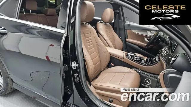 MERCEDES AMG E-Classe W213 E300 4MATIC AMG Line 2020 — photo 12 sur 20