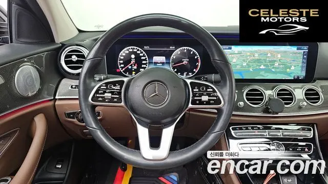 MERCEDES AMG E-Classe W213 E300 4MATIC AMG Line 2020 — photo 13 sur 20