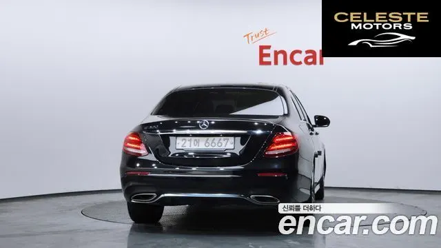 MERCEDES AMG E-Classe W213 E300 AMG Line 2019 — photo 4 sur 20