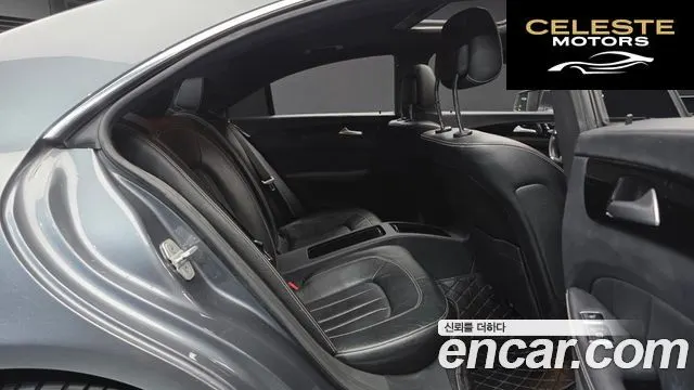 MERCEDES AMG CLS-Classe W218 CLS250 d 4MATIC AMG Line 2017 — photo 12 sur 20