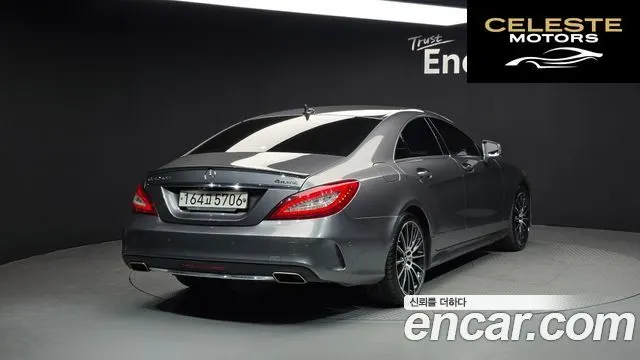 MERCEDES AMG CLS-Classe W218 CLS250 d 4MATIC AMG Line 2017 — photo 2 sur 20