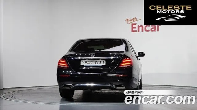 MERCEDES AMG E-Classe W213 E300 4MATIC AMG Line 2020 — photo 4 sur 20