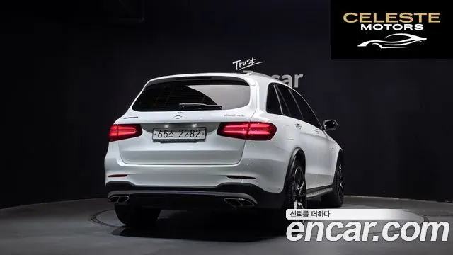 MERCEDES AMG GLC-Classe X253 AMG GLC43 4MATIC 2017 — photo 4 sur 20