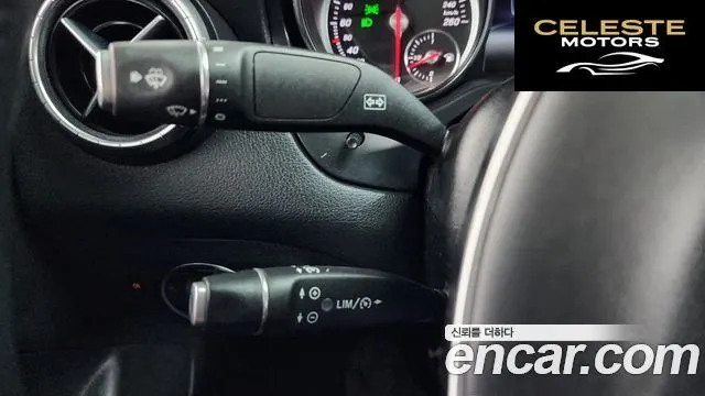 MERCEDES AMG CLA-Classe C117 CLA220 AMG Line 2019 — photo 19 sur 20