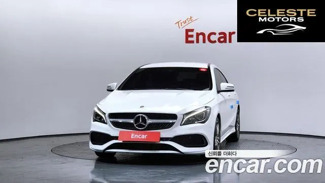 MERCEDES AMG CLA-Classe C117 CLA220 AMG Line 2019 — photo 3 sur 20