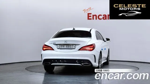 MERCEDES AMG CLA-Classe C117 CLA220 AMG Line 2019 — photo 4 sur 20