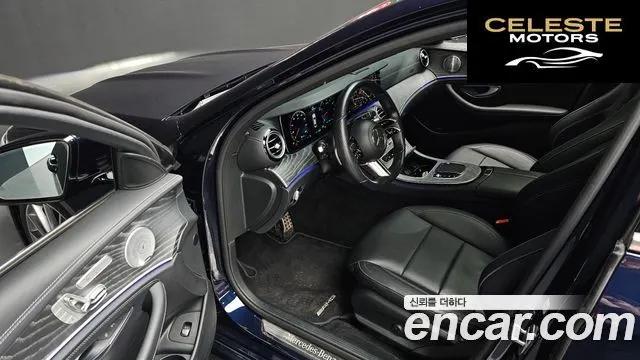 MERCEDES AMG E-Classe W213 E350 4MATIC AMG Line 2021 — photo 11 sur 20