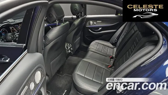 MERCEDES AMG E-Classe W213 E350 4MATIC AMG Line 2021 — photo 12 sur 20