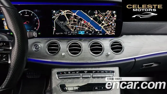 MERCEDES AMG E-Classe W213 E350 4MATIC AMG Line 2021 — photo 14 sur 20