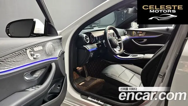 MERCEDES AMG E-Classe W213 E350 4MATIC AMG Line 2022 — photo 12 sur 20