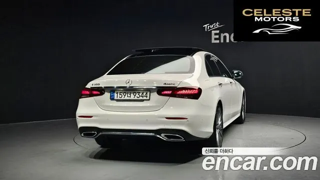 MERCEDES AMG E-Classe W213 E350 4MATIC AMG Line 2022 — photo 4 sur 20