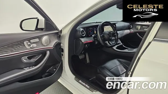 MERCEDES AMG E-Classe W213 E350 4MATIC AMG Line 2021 — photo 10 sur 20