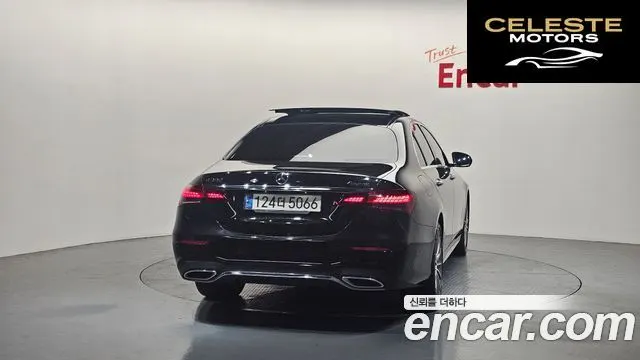 MERCEDES AMG E-Classe W213 E350 4MATIC AMG Line 2022 — photo 4 sur 20