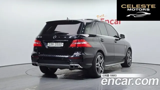 MERCEDES AMG M-Classe W166 ML63 AMG 2014 — photo 2 sur 20