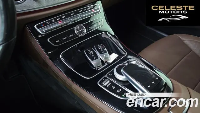 MERCEDES AMG E-Classe W213 E300 AMG Line 2019 — photo 17 sur 20
