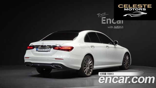 MERCEDES AMG E-Classe W213 E350 4MATIC AMG Line 2022 — photo 2 sur 20