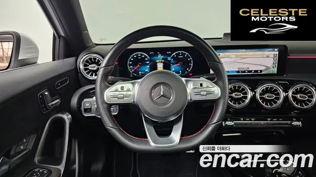 MERCEDES AMG A-Classe W177 AMG A35 4MATIC Berline 2021 — photo 13 sur 20