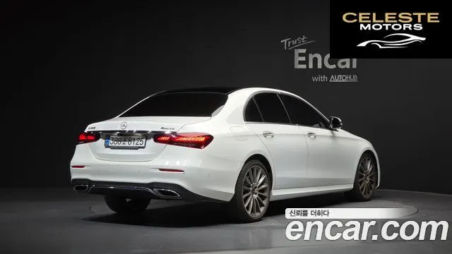 MERCEDES AMG E-Classe W213 E350 4MATIC AMG Line 2022 — photo 2 sur 20