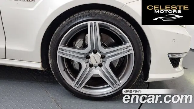 MERCEDES AMG CLS-Classe W218 CLS63 AMG 2013 — photo 5 sur 20