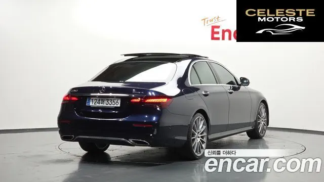 MERCEDES AMG E-Classe W213 E350 4MATIC AMG Line Edition 2021 — photo 2 sur 20