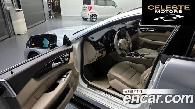 MERCEDES AMG CLS-Classe W218 CLS63 AMG 4MATIC 2015 — photo 10 sur 20