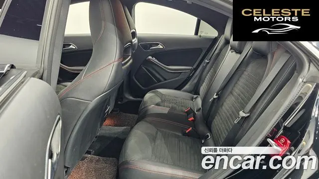 MERCEDES AMG CLA-Classe C117 CLA220 AMG Line 2018 — photo 12 sur 20