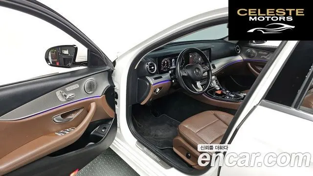 MERCEDES AMG E-Classe W213 E300 AMG Line 2017 — photo 10 sur 26