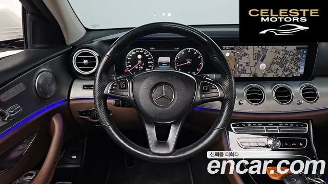MERCEDES AMG E-Classe W213 E300 AMG Line 2017 — photo 12 sur 26