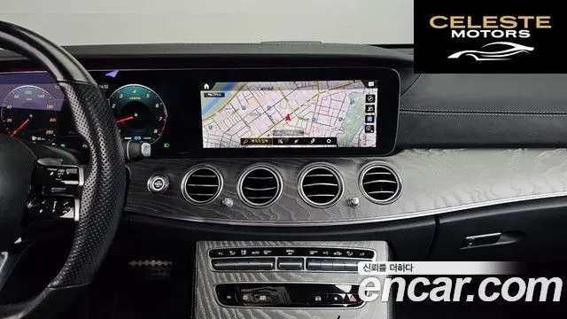 MERCEDES AMG E-Classe W213 E350 4MATIC AMG Line 2021 — photo 15 sur 26