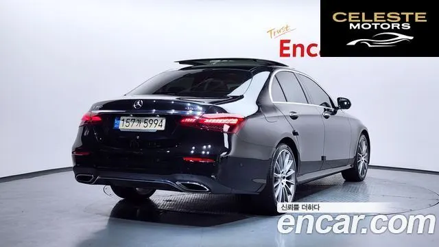 MERCEDES AMG E-Classe W213 E350 4MATIC AMG Line 2022 — photo 2 sur 20