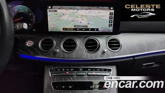 MERCEDES AMG E-Classe W213 E350 4MATIC AMG Line 2021 — photo 14 sur 20