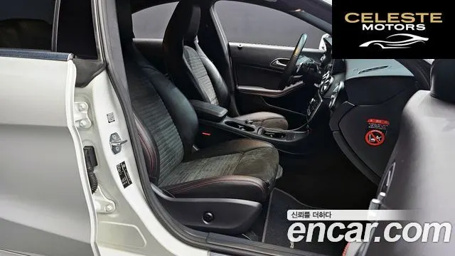 MERCEDES AMG CLA-Classe C117 CLA220 AMG Line 2019 — photo 10 sur 20