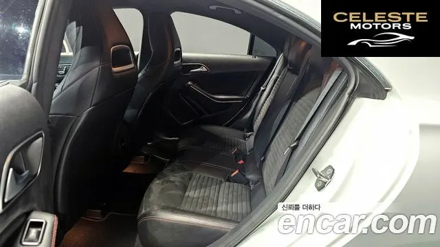 MERCEDES AMG CLA-Classe C117 CLA220 AMG Line 2019 — photo 13 sur 20