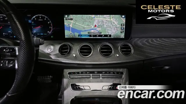 MERCEDES AMG E-Classe W213 E350 4MATIC AMG Line 2022 — photo 17 sur 20