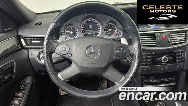 MERCEDES AMG E-Classe W212 E63 AMG 2010 — photo 13 sur 20
