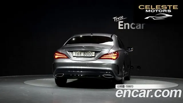 MERCEDES AMG CLA-Classe C117 CLA250 4MATIC AMG Line 2017 — photo 4 sur 20