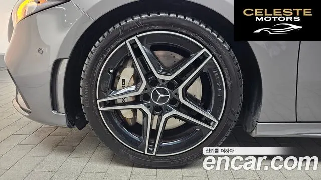 MERCEDES AMG A-Classe W177 AMG A35 4MATIC Berline 2021 — photo 5 sur 20