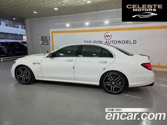 MERCEDES AMG E-Classe W213 E63 AMG 4MATIC+ 2019 — photo 2 sur 26