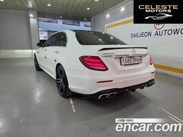 MERCEDES AMG E-Classe W213 E63 AMG 4MATIC+ 2019 — photo 3 sur 26
