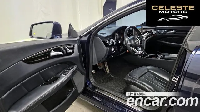 MERCEDES AMG CLS-Classe W218 CLS250 d 4MATIC AMG Line 2017 — photo 10 sur 20