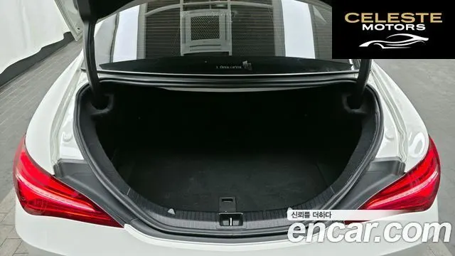 MERCEDES AMG CLA-Classe C117 CLA220 AMG Line 2018 — photo 20 sur 20