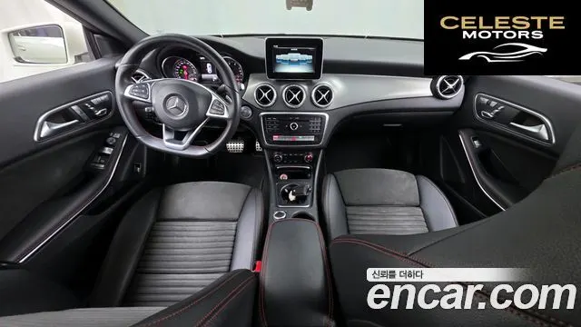 MERCEDES AMG CLA-Classe C117 CLA220 AMG Line 2018 — photo 7 sur 20